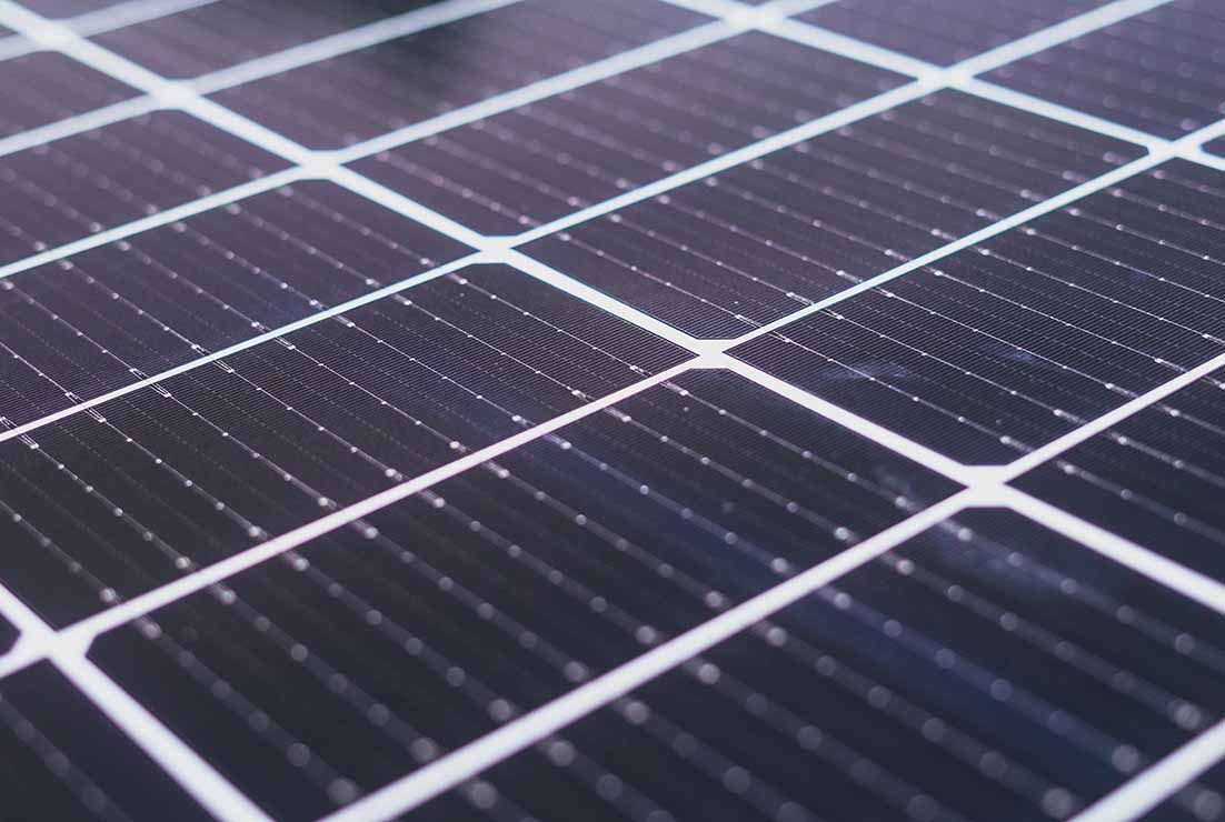 El fácil mantenimiento de los paneles solares