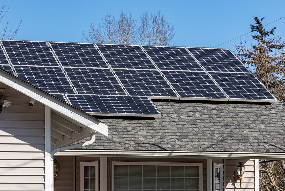 ¿Cuándo compensa poner paneles solares? - Julia en la Onda de Onda Cero (18 de julio de 2023).